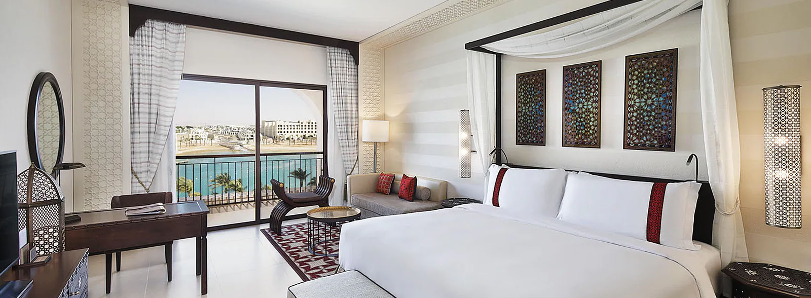 Marriott Al Manara Aqaba Bedroom