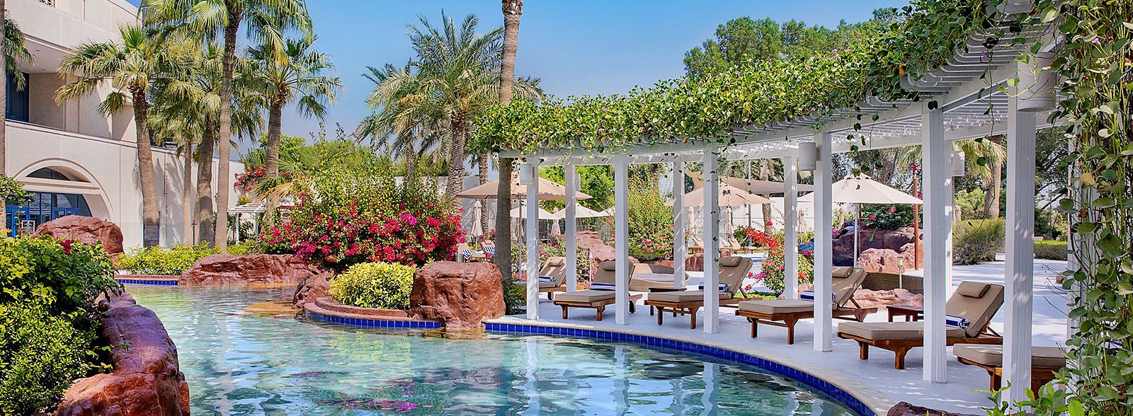 Ritz-Carlton Doha Pool